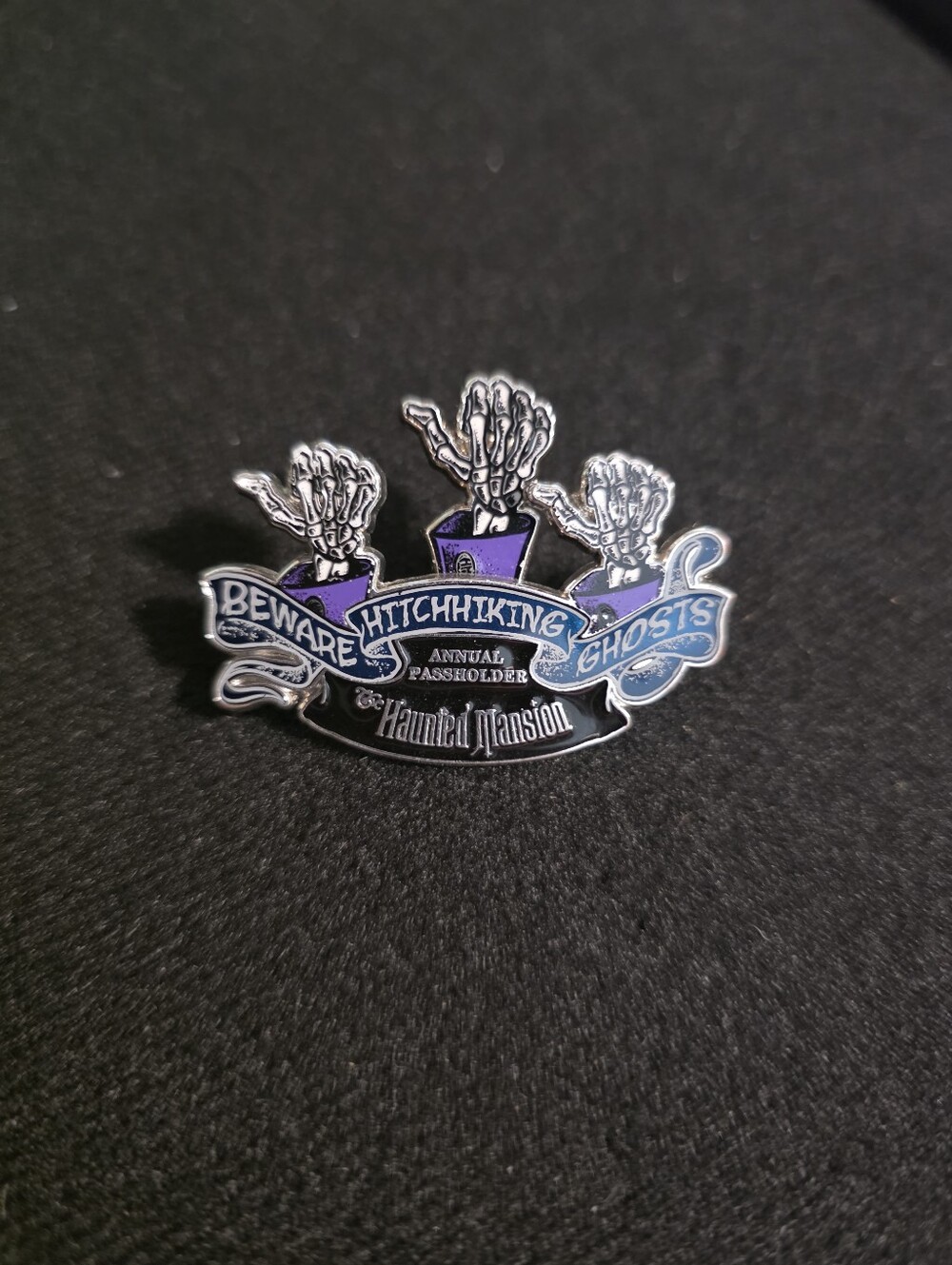 Haunted Mansion 'Beware Hitchhiking Ghosts' Passholder Pin